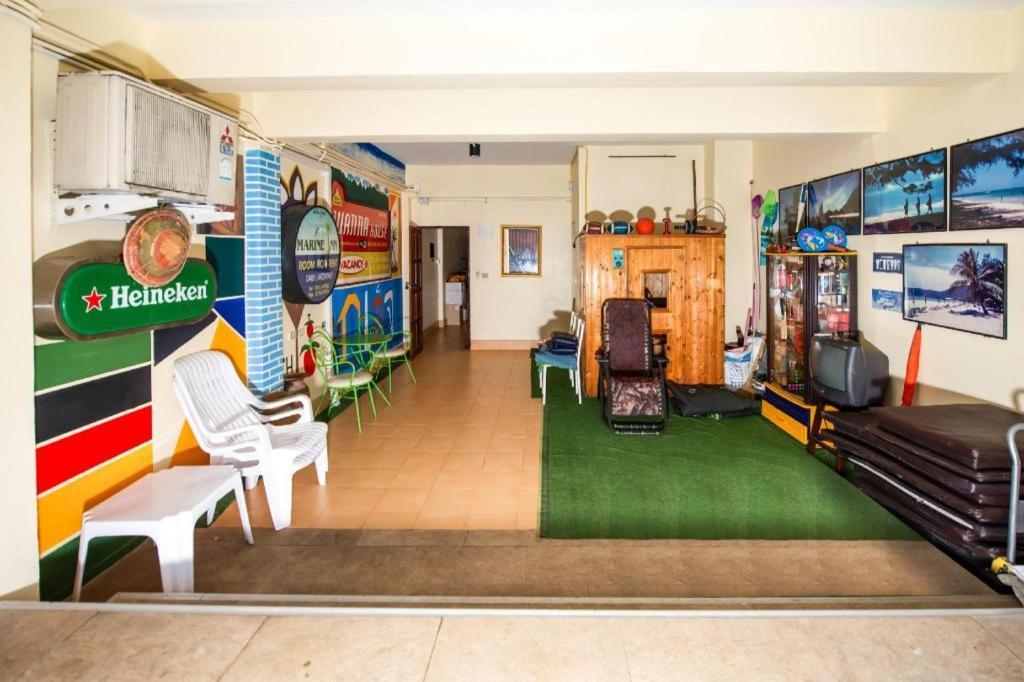 Oyo 343 Wanna Marine Hotel Patong Eksteriør billede