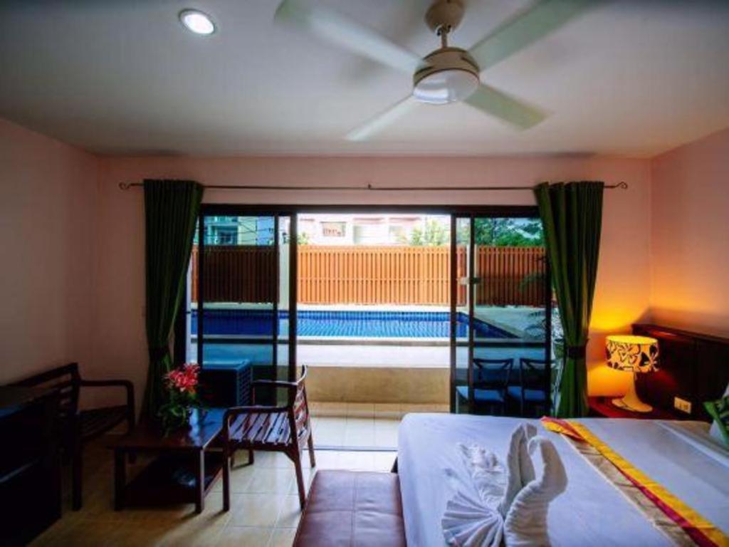 Oyo 343 Wanna Marine Hotel Patong Eksteriør billede