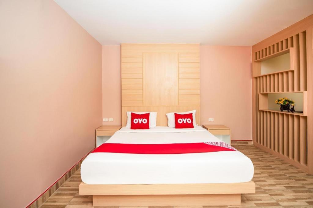 Oyo 343 Wanna Marine Hotel Patong Eksteriør billede