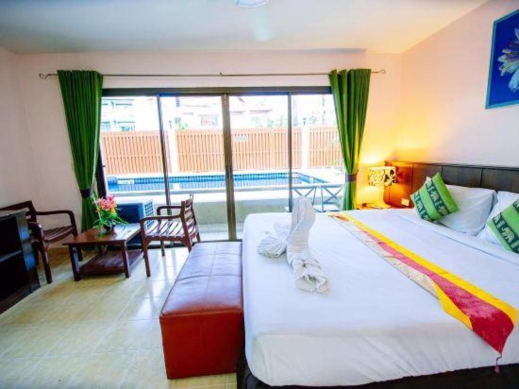 Oyo 343 Wanna Marine Hotel Patong Eksteriør billede